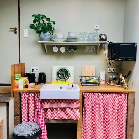 Tekne Houseboat Tante Piet