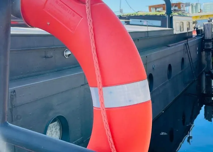 هاوس بوت تانت بوتيل أمستردام