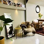 Úszó hotel Houseboat Tante Piet 2*